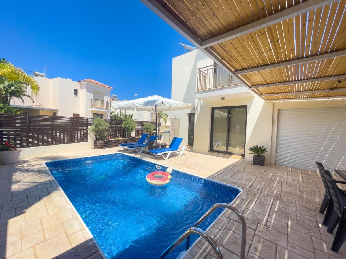 Villa Private Pool,1252925263:JPEG