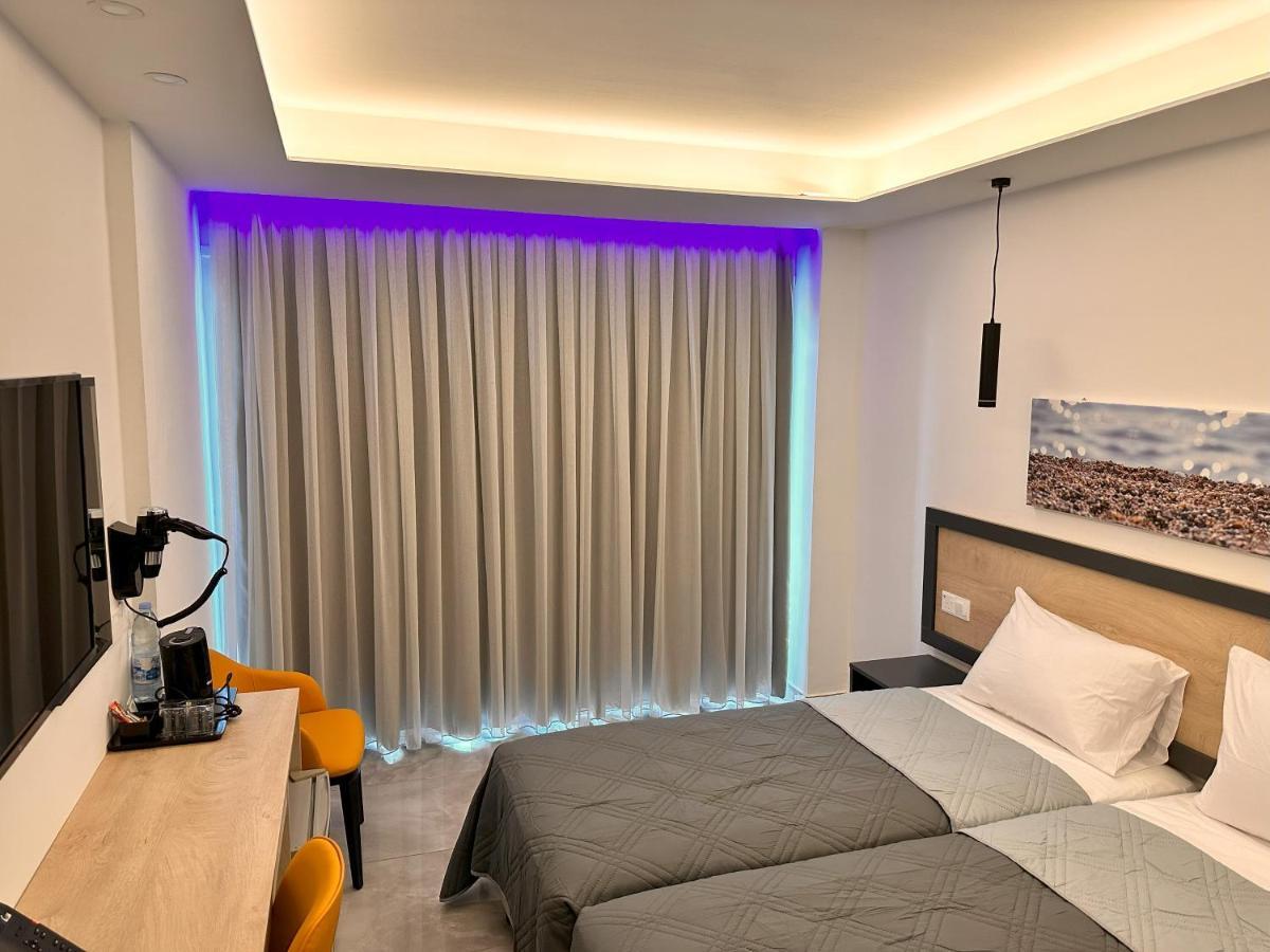 Double or Twin Room with Pool View