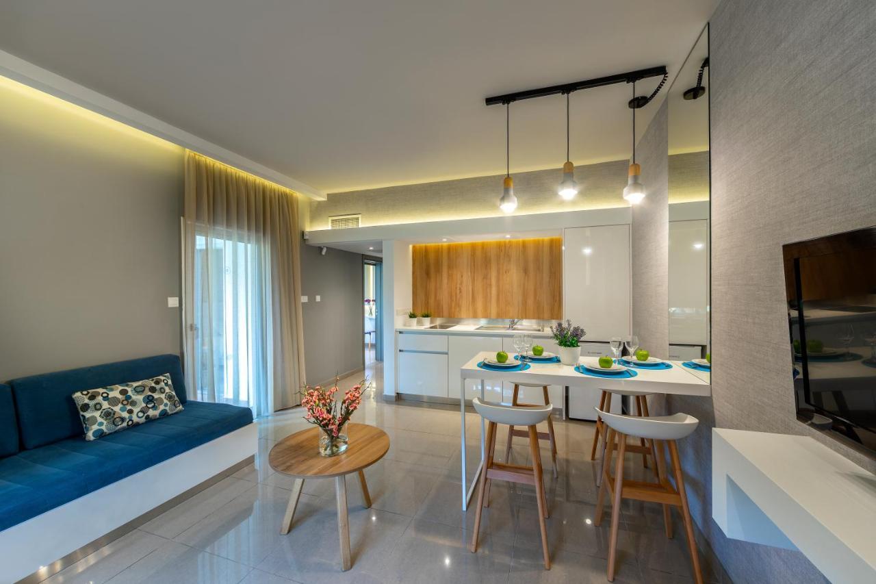 One-Bedroom Suite with Garden View