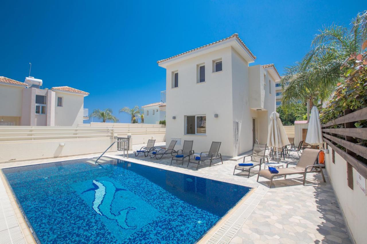Three-Bedroom Villa Private Pool,993548821:JPEG