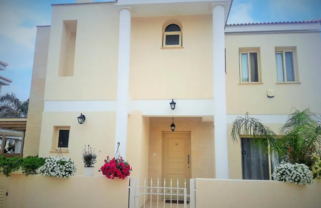 Anthorina Villa 10-1