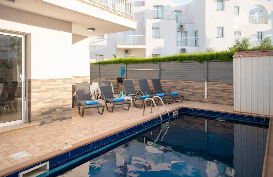 Villa Ruby Evelyn-1
