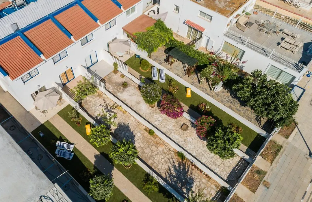 Fig Tree Beach Houses In The Heart Of Protaras-1