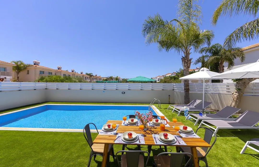 Protaras Palm Villa 54-1