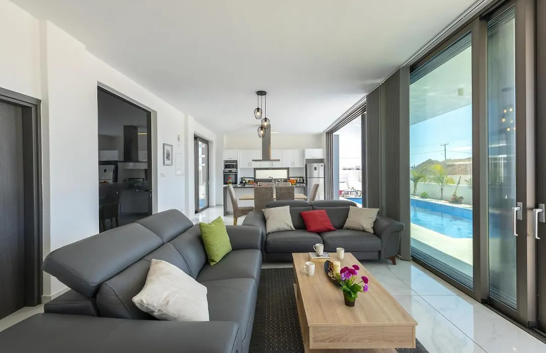 Protaras Royal Pearl Villa 7-1