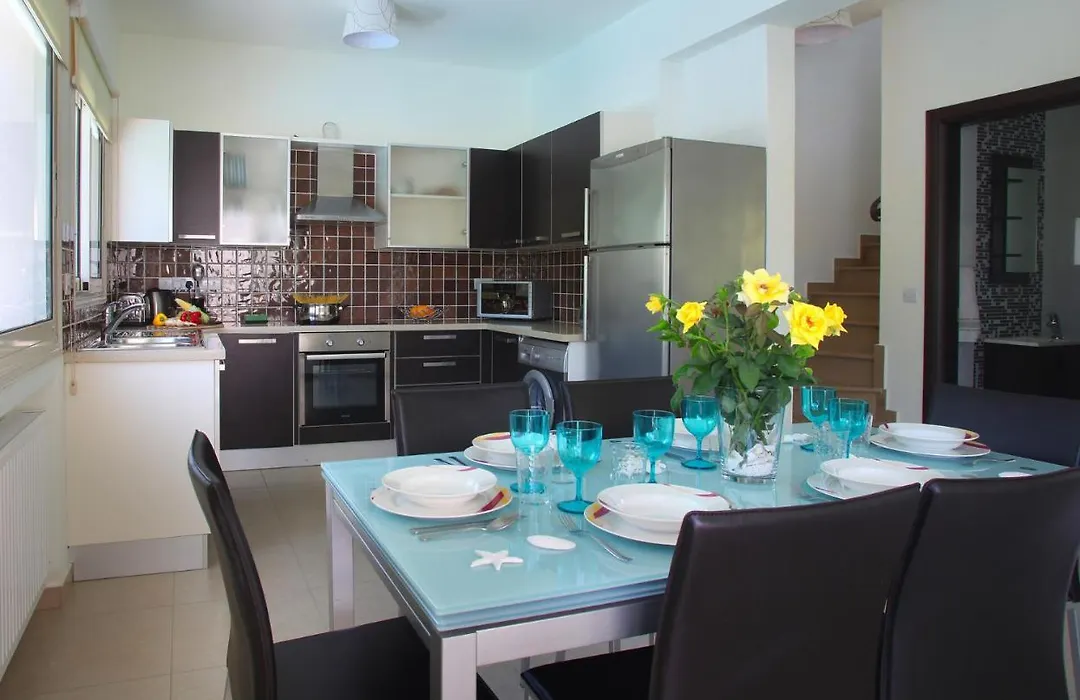 You And Your Family Will Love This Villa Close To Pernera, Protaras Villa 1453-1
