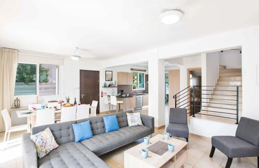 Villa Pekat60 By Interhome-1