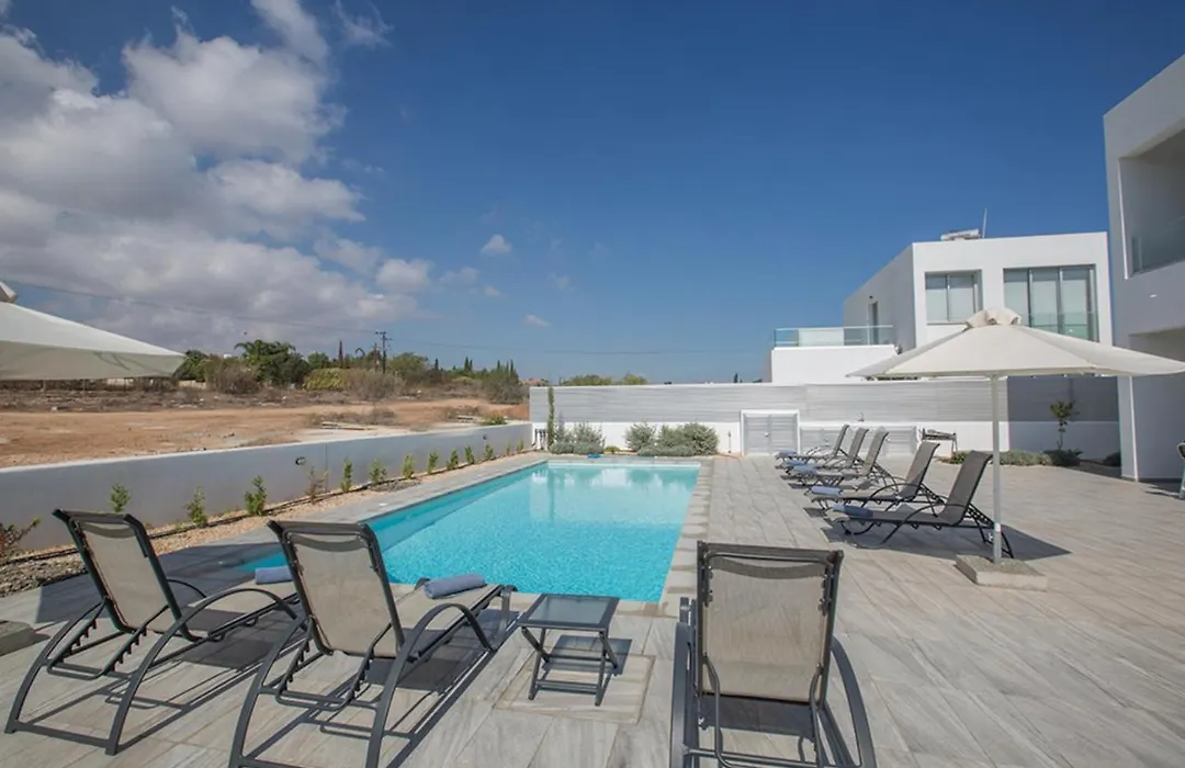 Rent Your Dream Protaras Holiday Villa And Look Forward To Relaxing Beside Your Private Pool Protaras Villa 1554-1