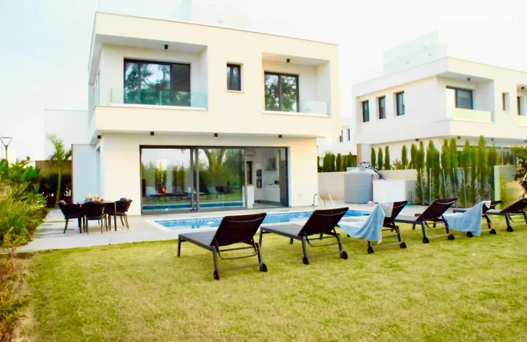 By The Beach Villa 26-1