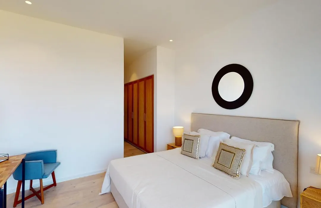 Sanders Konnos Bay Athina - Breathtaking 6-Bedroom Villa On The Beach Front-1