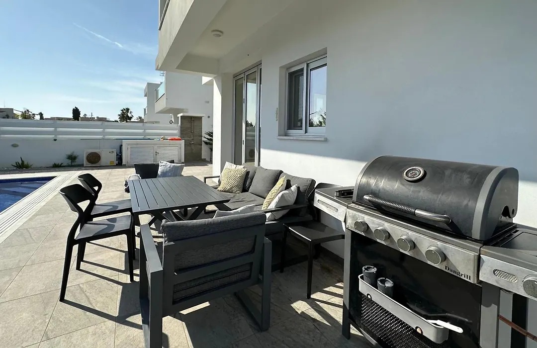 Protaras Villa, Swimming Pool, Bbq Grill, 3 Bedrooms, Near Beach-1