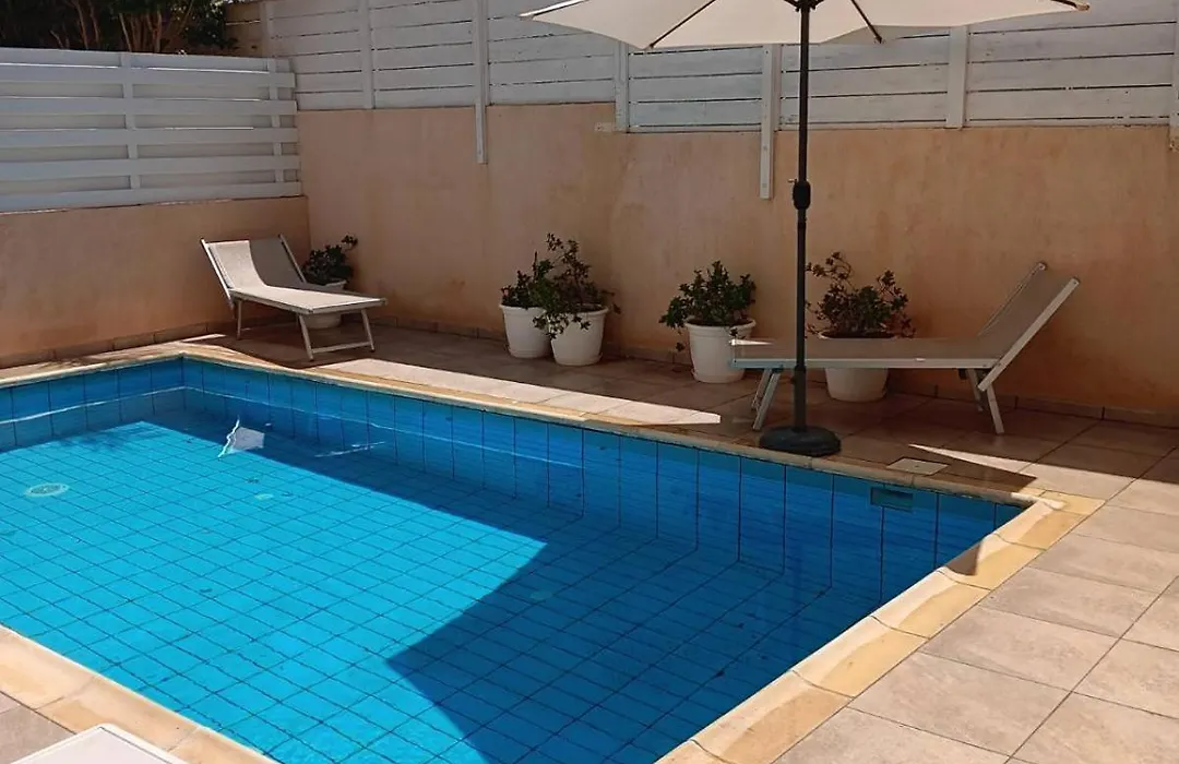 Anthorina Villa 20-1