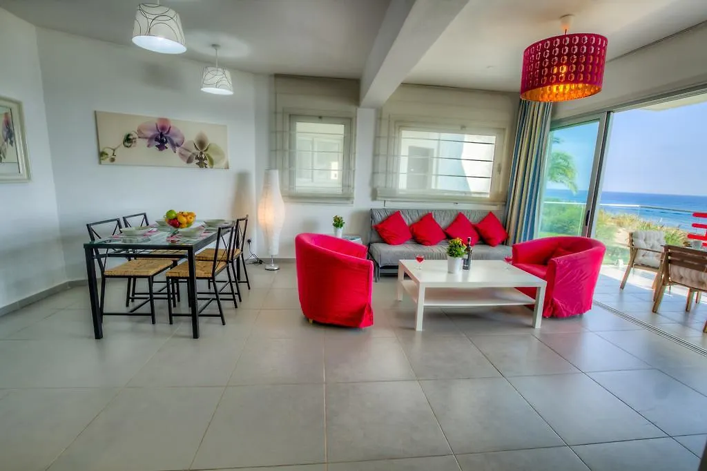 Beachfront Trident-1