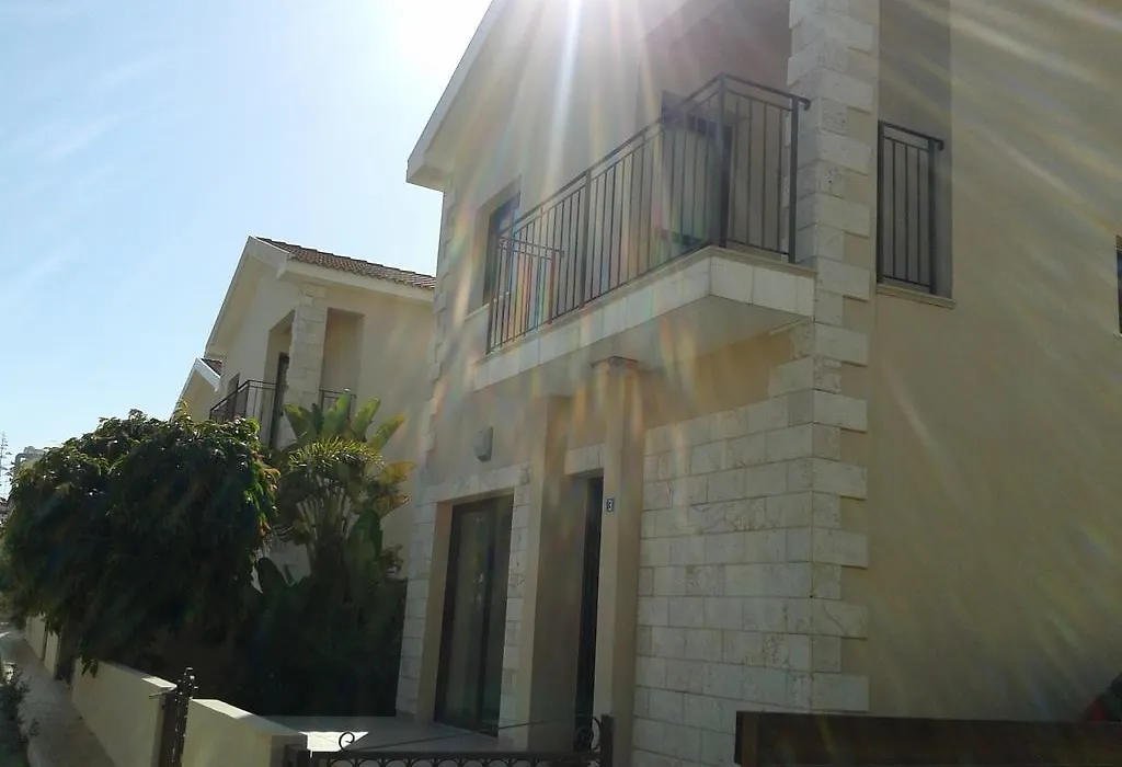 Marias Villa-1