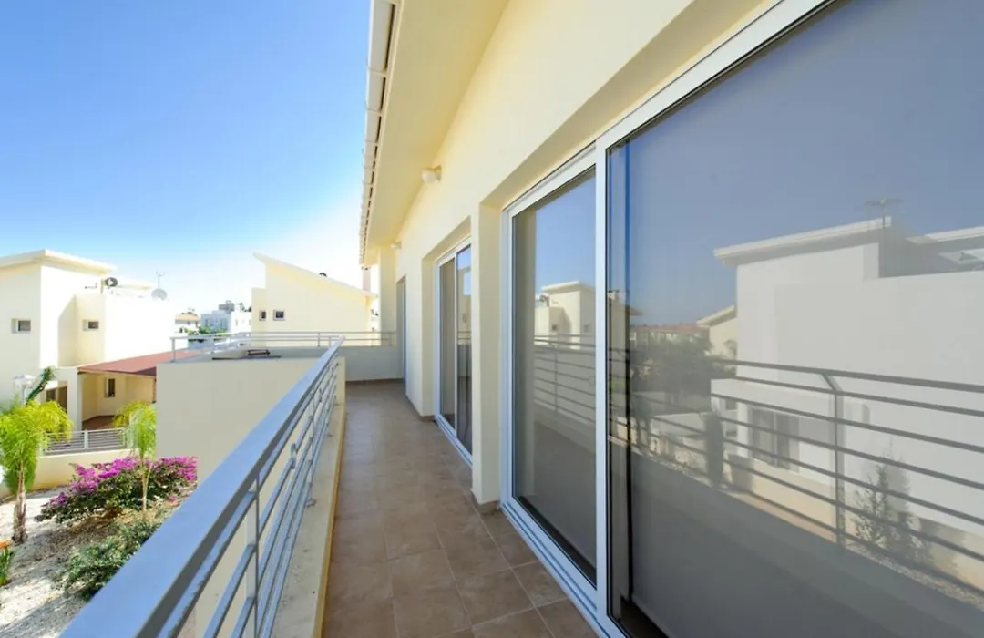 Three Bedrooms Villa 1258-1