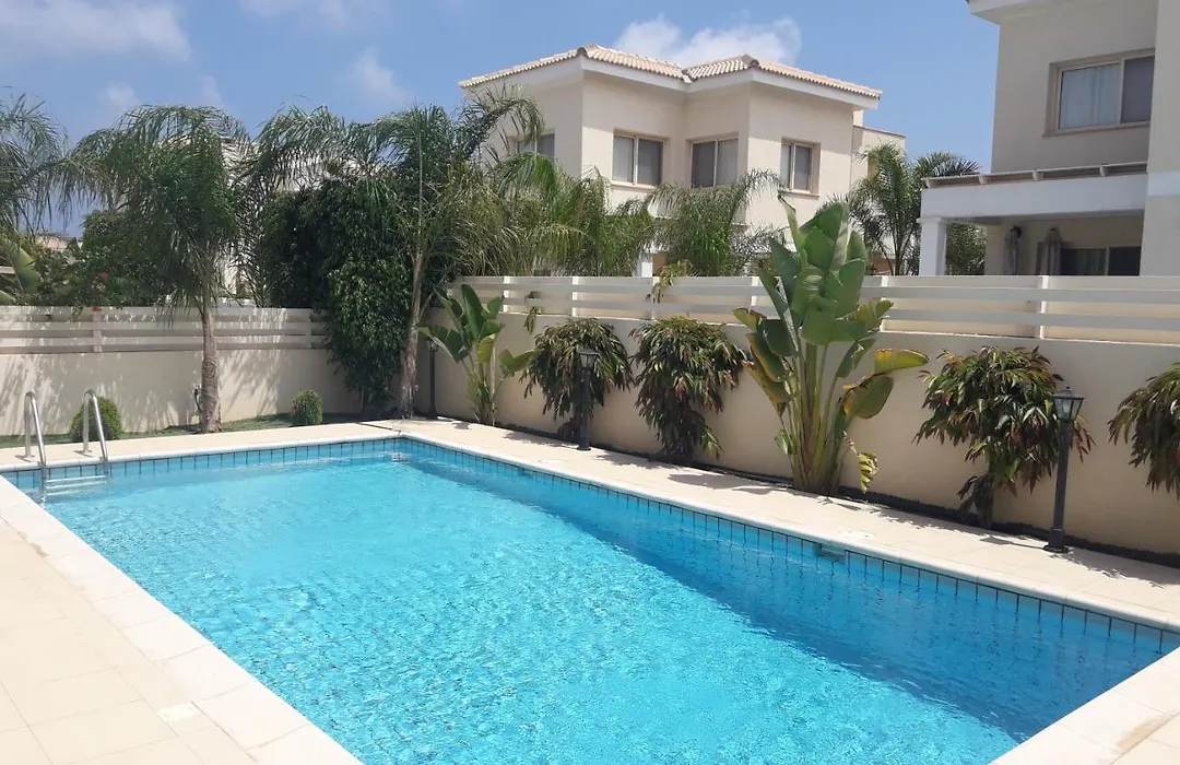 Anthorina Villa 7-1