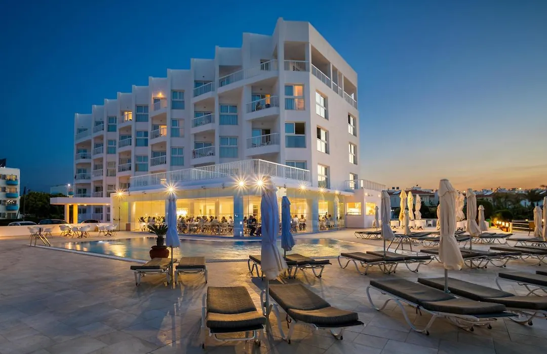 Infinity Blu - Designed For Adults By Louis Hotels-1