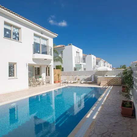 Villa Foros Dyo - Modern 3 Bedroom Pernera Villa With Pool - Close To All Amenities-3