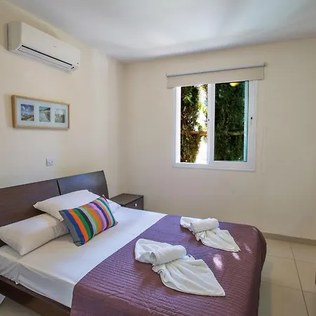 Villa Foros Enas - Modern 4 Bedroom Pernera Villa With Private Pool - Close To The Beach-2