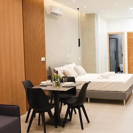 Chrystal Blue Suites Studio Apartment Hermia-3
