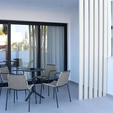 Chrystal Blue Suites Studio Apartment Selene-3