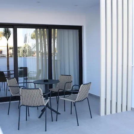 Chrystal Blue Suites 1 Bedroom Apartment Zeus-3