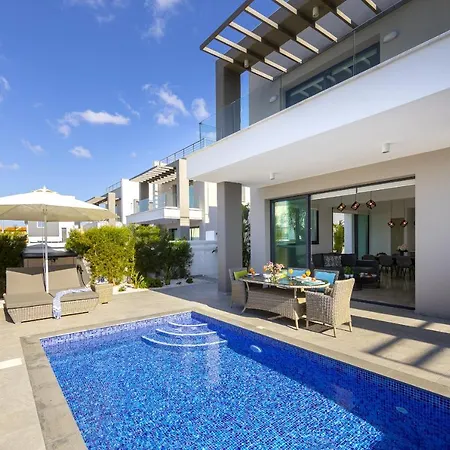 Pernera Beach Villa-3