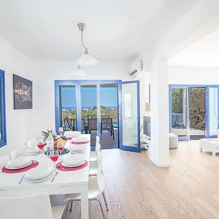 Villa Ioanni Helios - Stunning 4 Bedroom Protaras Villa - Few Minutes Drive To Fig Tree Bay-2