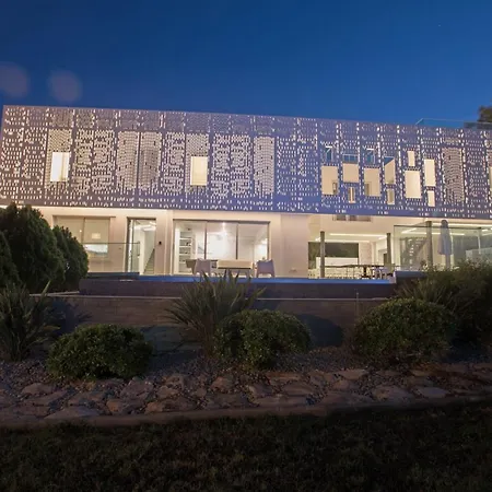 Chloe Luxury Villas-3