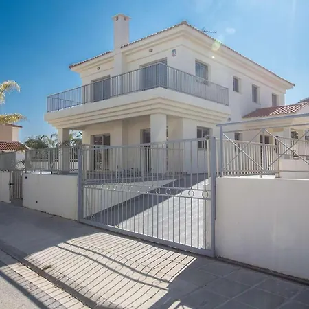 Villa Nemo 1-2