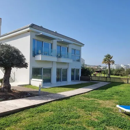 Ocean Suites Luxury Apartments-2