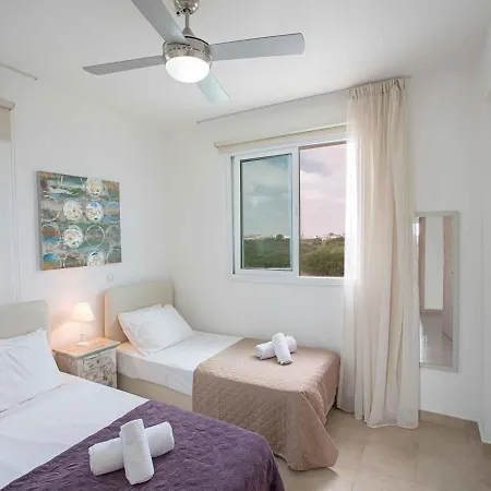 Villa Pekat60 By Interhome-2