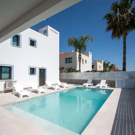 Luxury Villa Agathoula-2