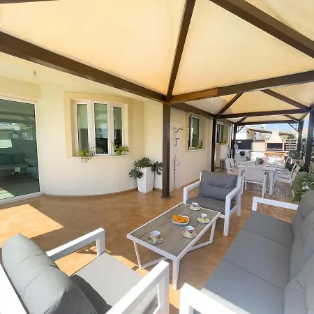 La Vita Villa #1-2
