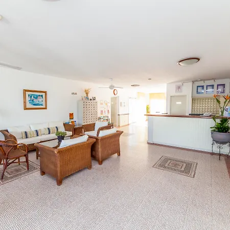 Andreotis Hotel Apts-2