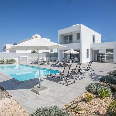 Rent Your Dream Protaras Holiday Villa And Look Forward To Relaxing Beside Your Private Pool Protaras Villa 1554-3