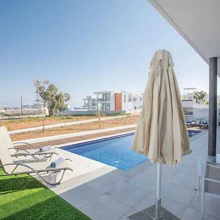 Rent Your Dream Protaras Holiday Villa And Look Forward To Relaxing Beside Your Private Pool Protaras Villa 1709-2