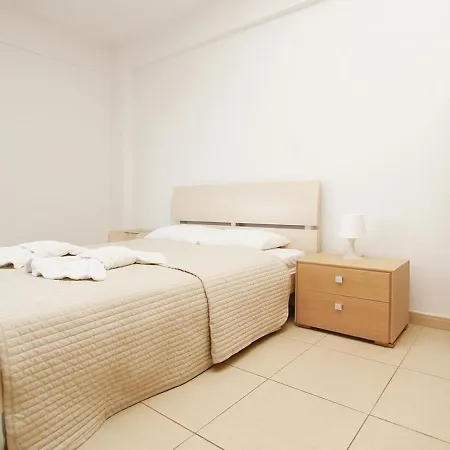 Apartment Becca By Interhome-2