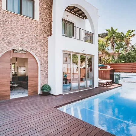 Sunnyvillas: 4Br Villa Private Pool+Jacuzzi+Sauna-2