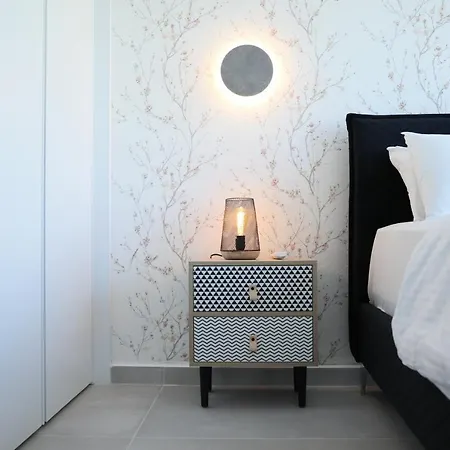 Lovely Cozy One Bedroom Suite With Pool-3
