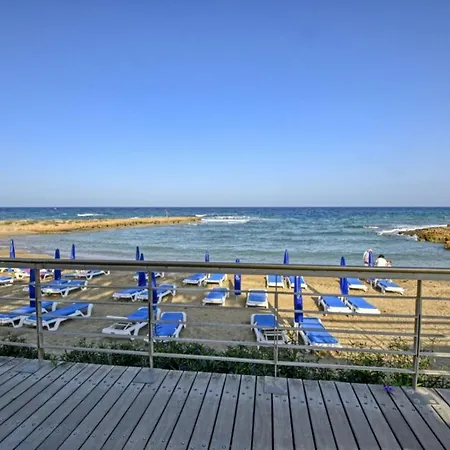 Polyxenia Holiday House-3
