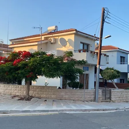 Penelope Guest House-2