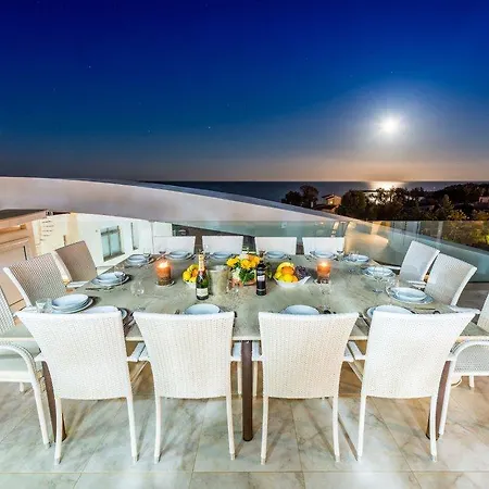 Lombardi Villa-3