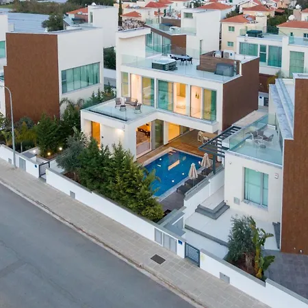 Seaview Luxury Villa Jacuzzi & Pool! 2 Min Beach-2