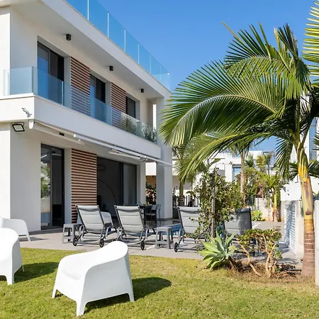 By The Beach Villa 11-2