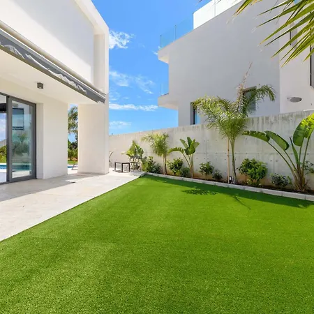 By The Beach - Royal Sapphire Villa-2