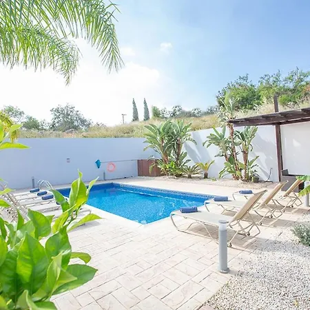Villa Kanthos - Beautiful 4 Bedroom Protaras Villa With Pool-2
