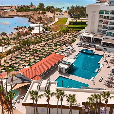 Cavo Maris Beach Hotel & Suites-3