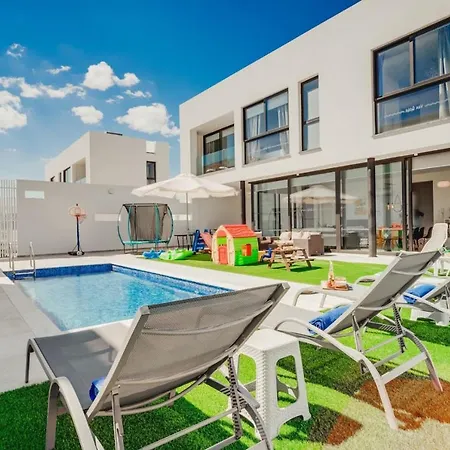 Sunnyvillas 4Br New Villa Private Pool In Pernera-2
