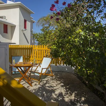 Dandelion Cottage-2